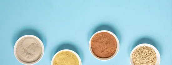 Super Greens Powder Mélange multivitaminé en vrac de marque privée Aliments entiers complets Adaptogène Vitamine Minéral Superaliment Poudre verte